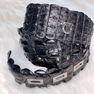 🤎NWOT🤎Salvatore🤎Ferragamo🤎Embossed🤎Chocolate Brown🤎Belt🤎